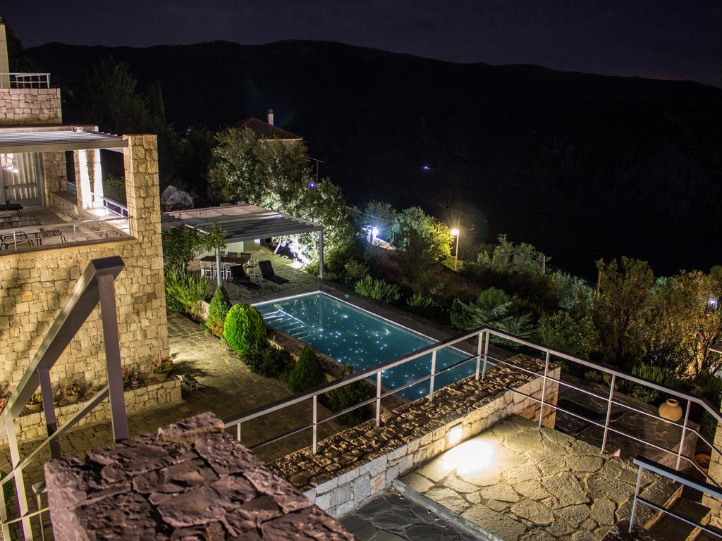 Elafivolia Arachova Suites Екстер'єр фото