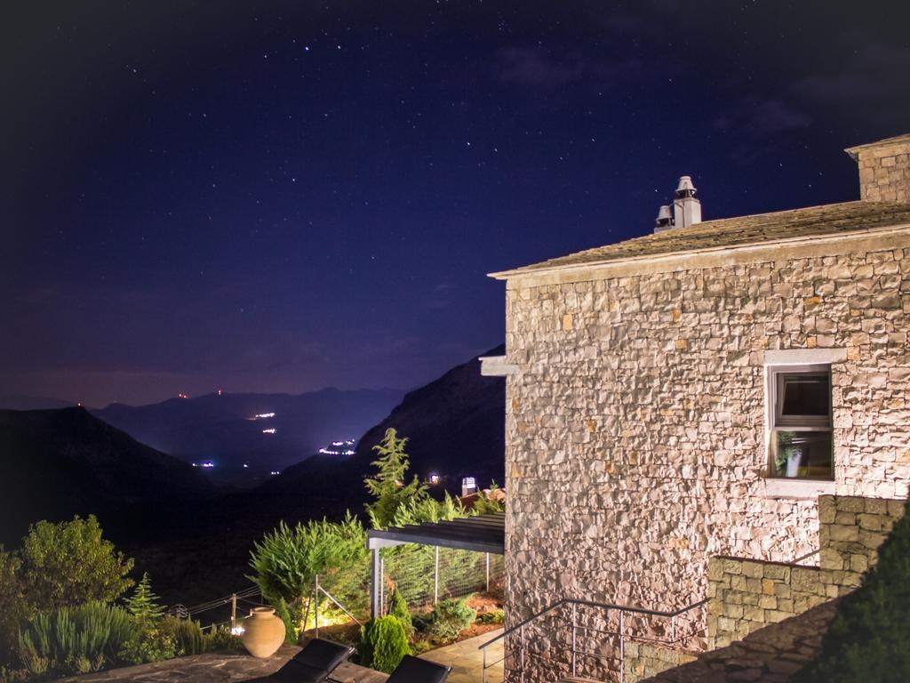 Elafivolia Arachova Suites Екстер'єр фото