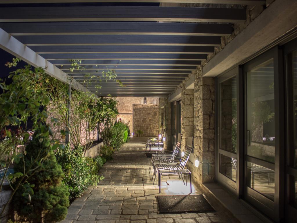 Elafivolia Arachova Suites Екстер'єр фото