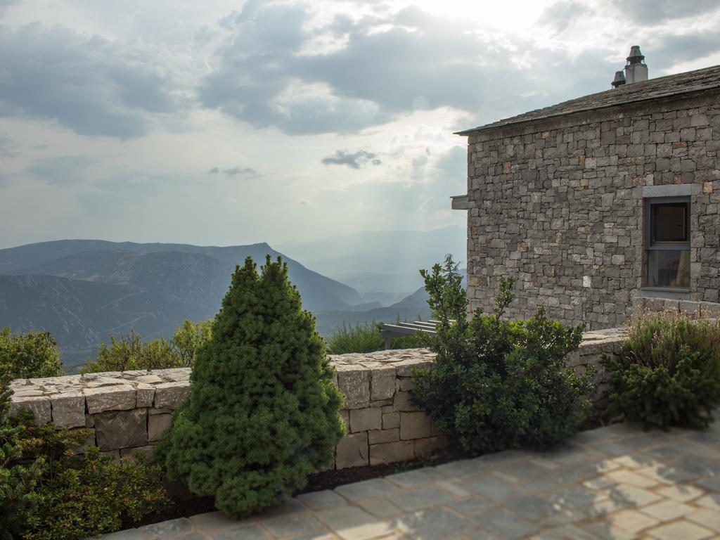Elafivolia Arachova Suites Екстер'єр фото