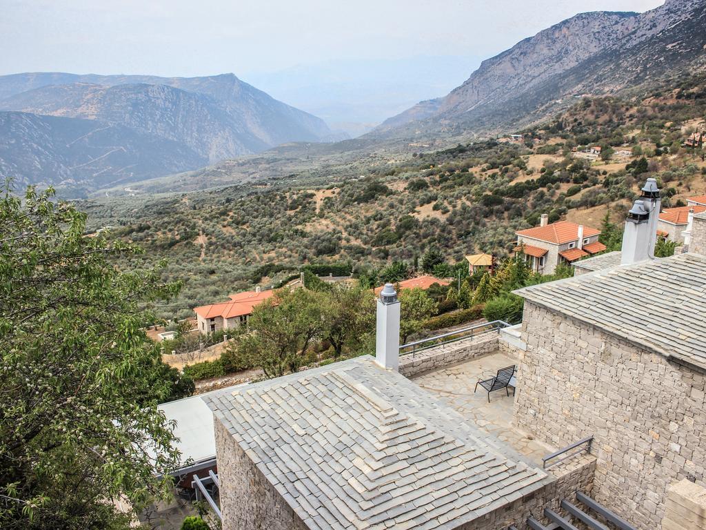 Elafivolia Arachova Suites Екстер'єр фото