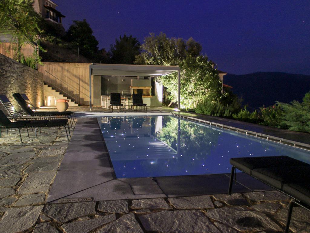 Elafivolia Arachova Suites Екстер'єр фото