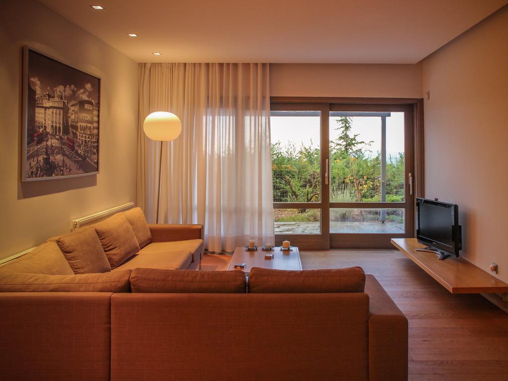 Elafivolia Arachova Suites Екстер'єр фото