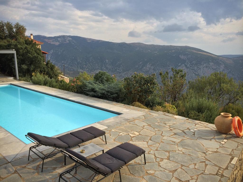 Elafivolia Arachova Suites Екстер'єр фото